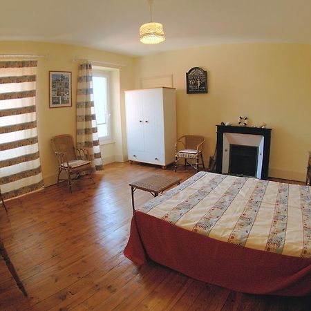 La Maison De Mariecamille Hotel Saint-Germain-Lembron Zewnętrze zdjęcie