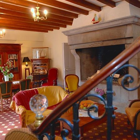La Maison De Mariecamille Hotel Saint-Germain-Lembron Zewnętrze zdjęcie