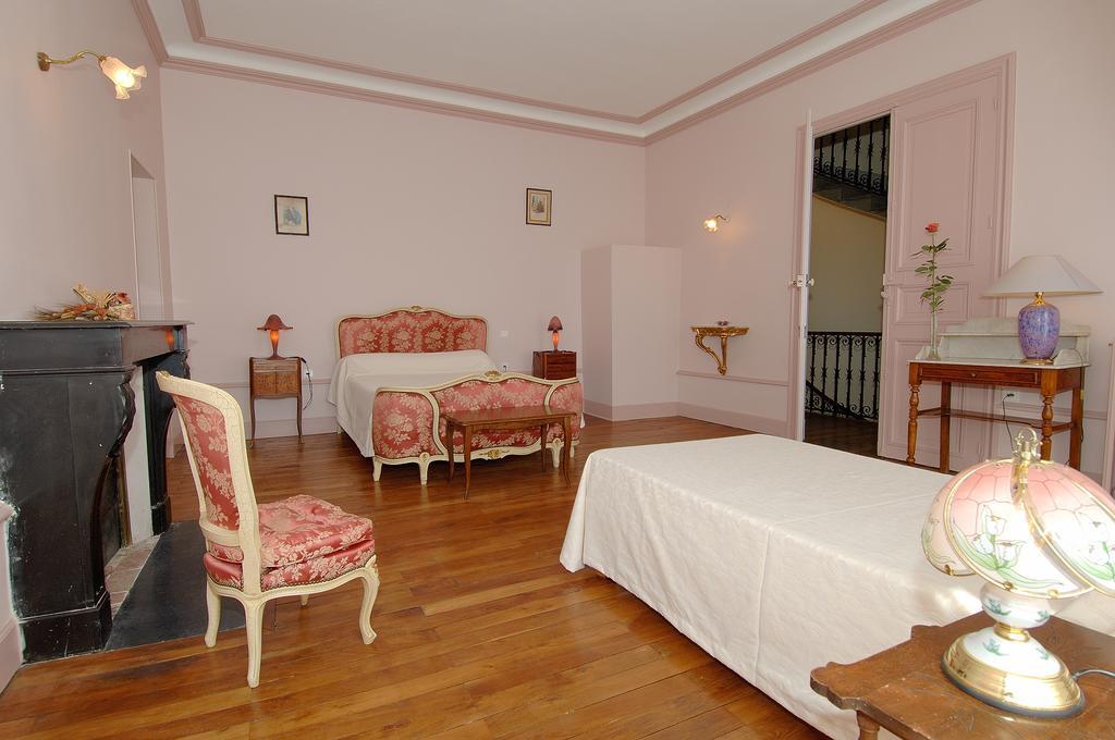 La Maison De Mariecamille Hotel Saint-Germain-Lembron Zewnętrze zdjęcie